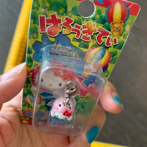 2006 HELLO KITTY FISH CELL CHARM - Picture 7 of 7